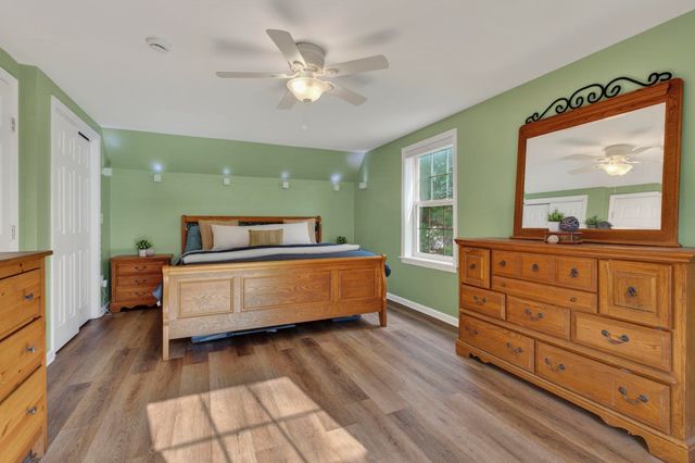 209 Dover Point Road, Dover, NH 03820