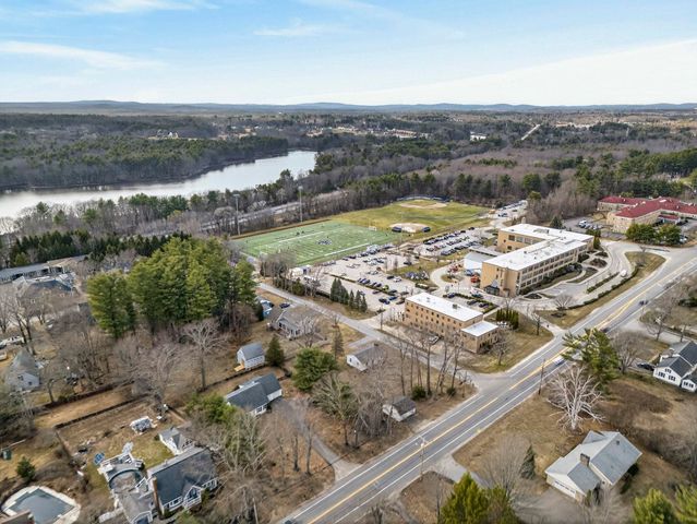 209 Dover Point Road, Dover, NH 03820