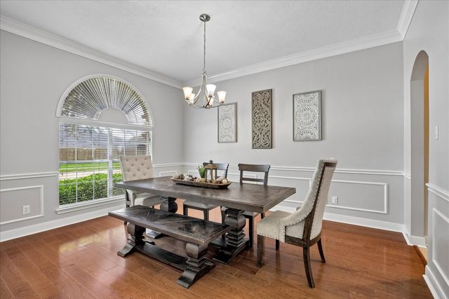716 High Ridge Drive, Friendswood, TX 77546