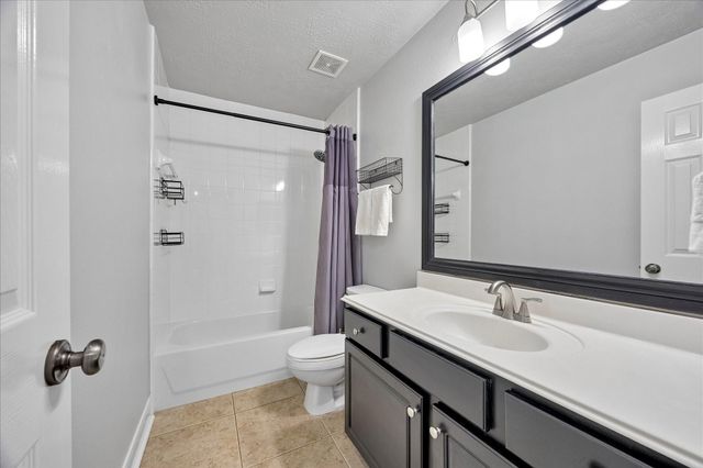 716 High Ridge Drive, Friendswood, TX 77546