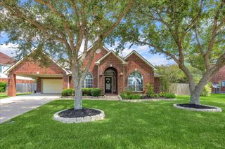 716 High Ridge Drive, Friendswood, TX 77546