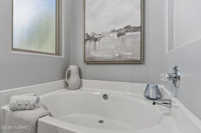 8437 S Burien Road, Tucson, AZ 85747