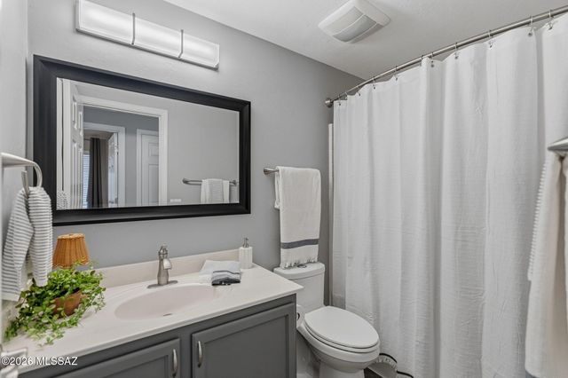 8437 S Burien Road, Tucson, AZ 85747