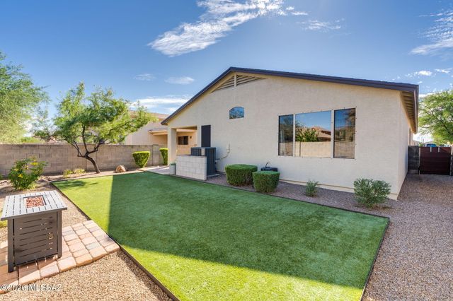 8437 S Burien Road, Tucson, AZ 85747