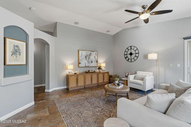 8437 S Burien Road, Tucson, AZ 85747