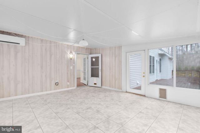 10721 COLBYS LN, King George, VA 22485