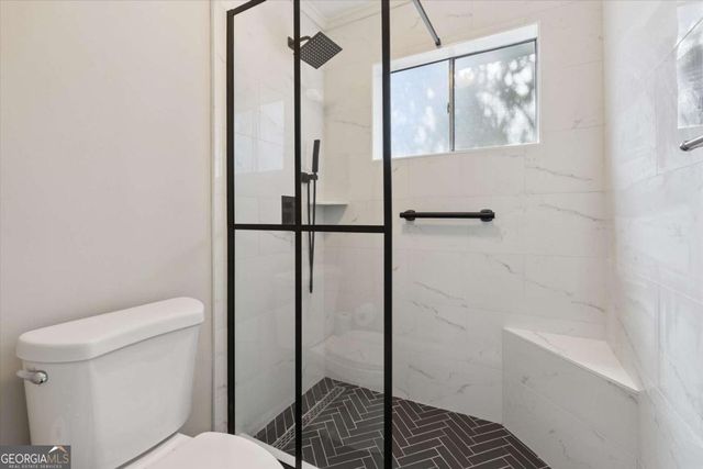 6700 Roswell Road 31B, Atlanta, GA 30328