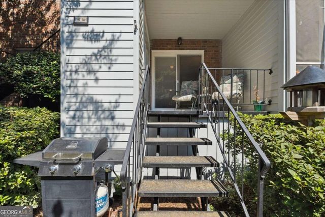 6700 Roswell Road 31B, Atlanta, GA 30328