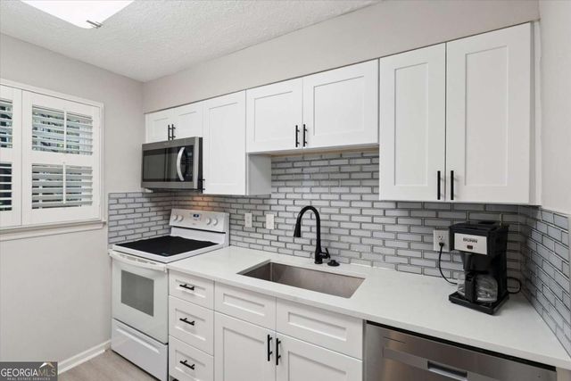 6700 Roswell Road 31B, Atlanta, GA 30328