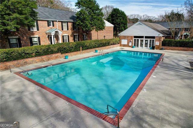 6700 Roswell Road 31B, Atlanta, GA 30328