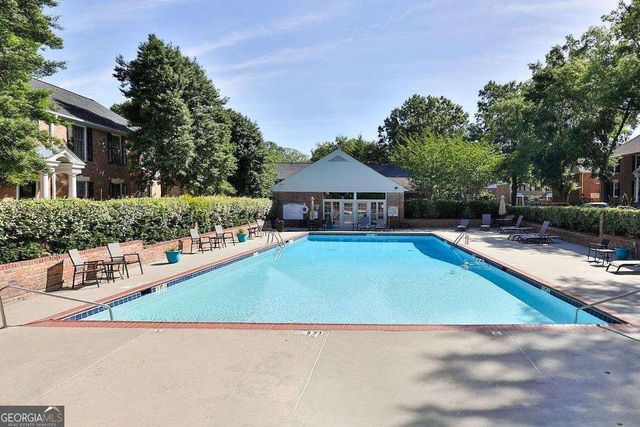 6700 Roswell Road 31B, Atlanta, GA 30328