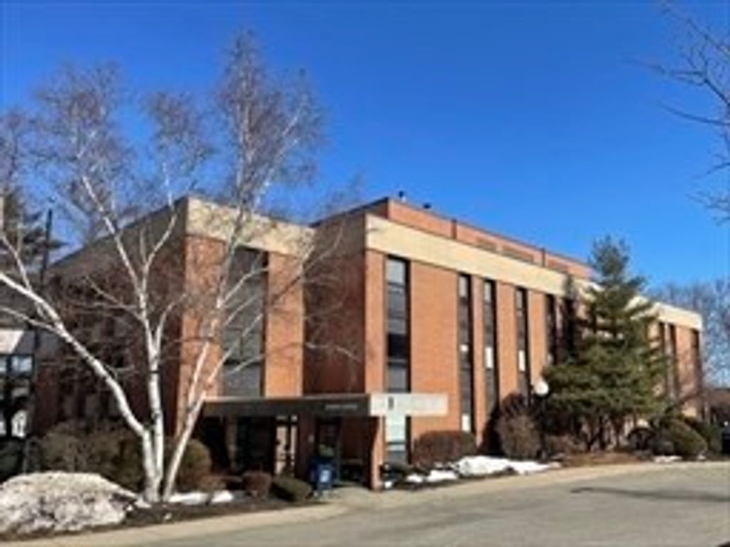 20 Hope Avenue 208, Waltham, MA 02452