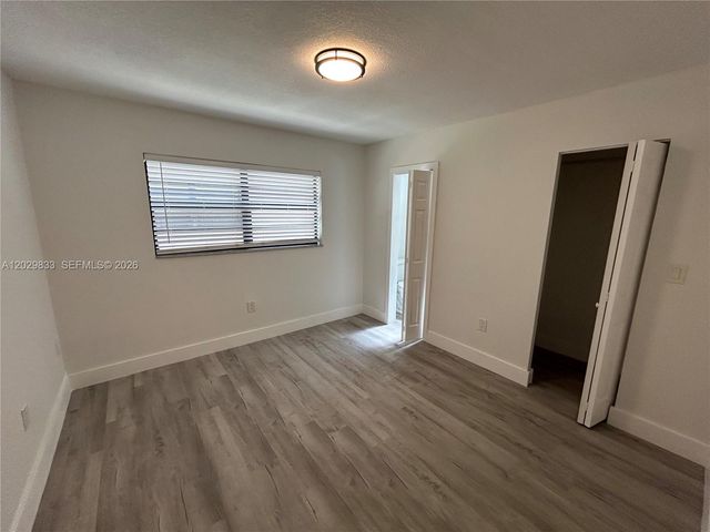 5960 W 25th Ct 102, Hialeah, FL 33016
