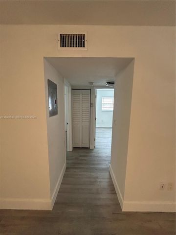 5960 W 25th Ct 102, Hialeah, FL 33016