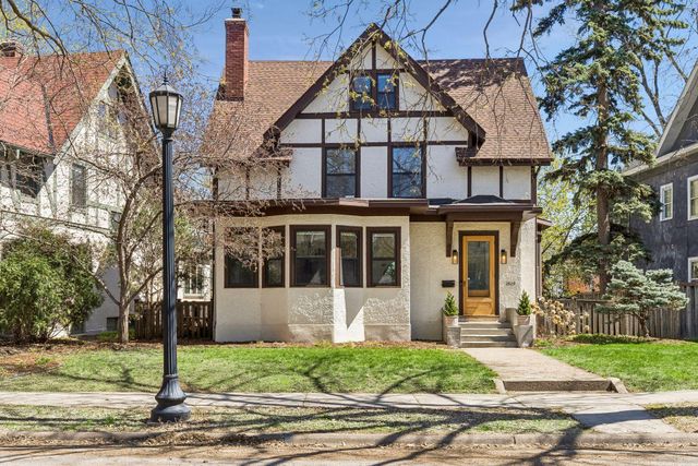 2829 Irving Avenue S, Minneapolis, MN 55408