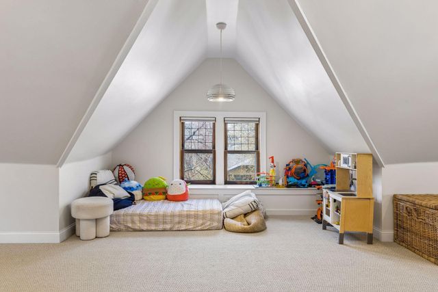 2829 Irving Avenue S, Minneapolis, MN 55408