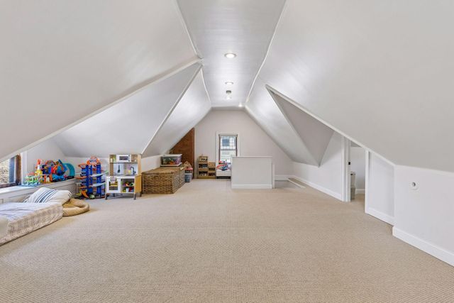 2829 Irving Avenue S, Minneapolis, MN 55408