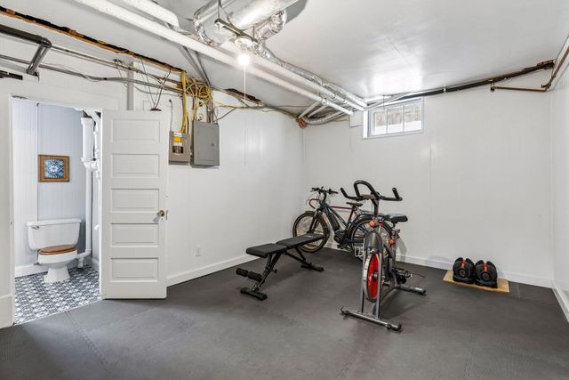 2829 Irving Avenue S, Minneapolis, MN 55408