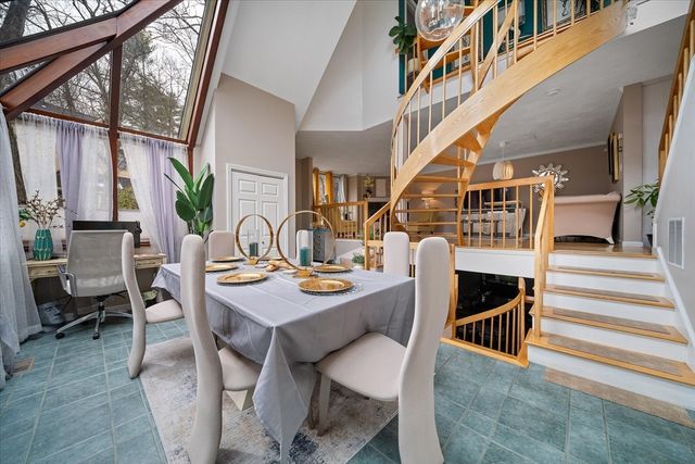 111 Brigham St 6C, Hudson, MA 01749