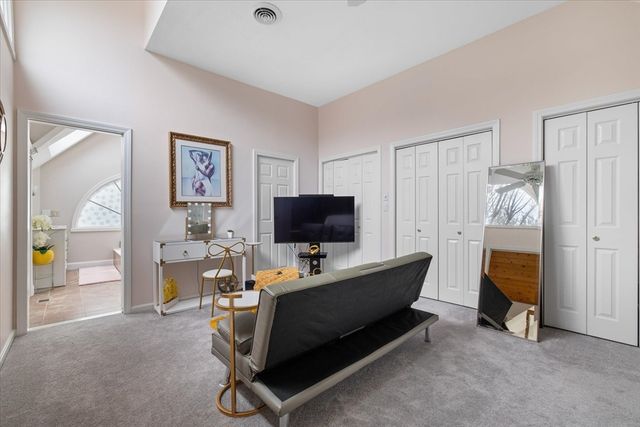 111 Brigham St 6C, Hudson, MA 01749