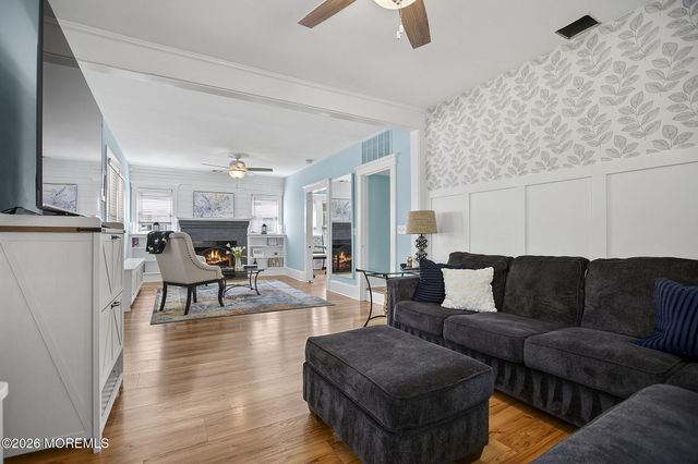 40 Seward Avenue, Toms River, NJ 08753