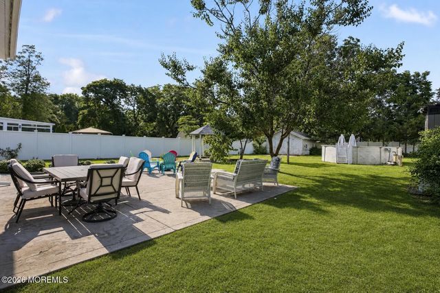 40 Seward Avenue, Toms River, NJ 08753