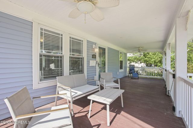 40 Seward Avenue, Toms River, NJ 08753