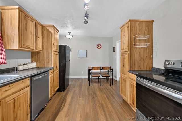 319 N Rowe, Pryor, OK 74361
