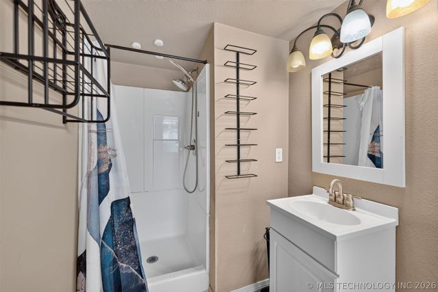 319 N Rowe, Pryor, OK 74361