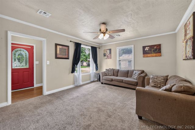 319 N Rowe, Pryor, OK 74361