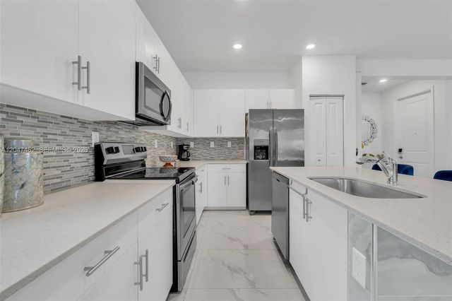 3538 W 108th Street, Hialeah, FL 33018