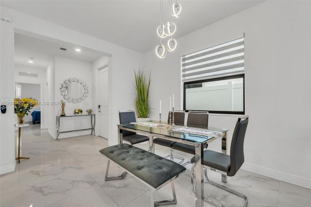 3538 W 108th Street, Hialeah, FL 33018