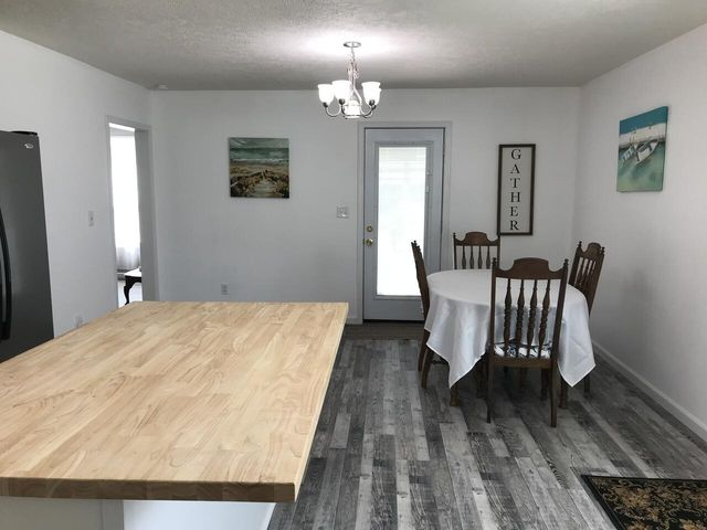 62 Crafts Church RD, Glade Hill, VA 24092