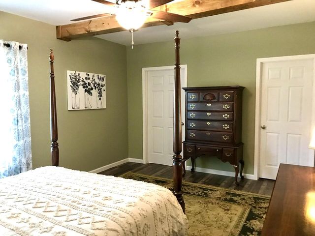 62 Crafts Church RD, Glade Hill, VA 24092