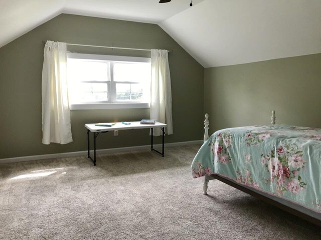 62 Crafts Church RD, Glade Hill, VA 24092