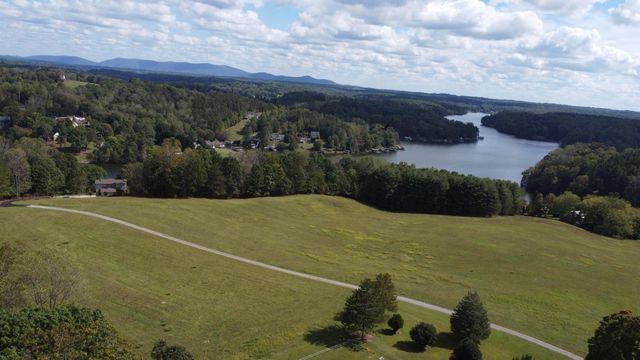 62 Crafts Church RD, Glade Hill, VA 24092