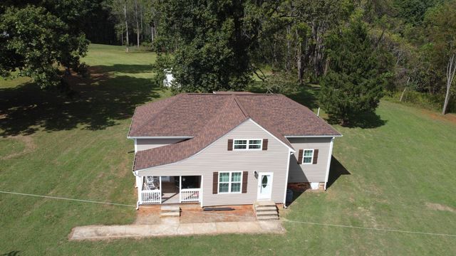 62 Crafts Church RD, Glade Hill, VA 24092