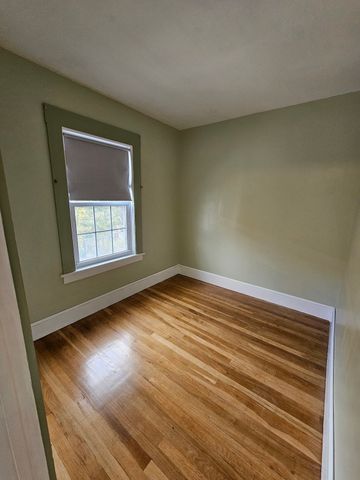 147 Gershom Ave 2, Lowell, MA 01854