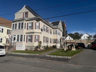 147 Gershom Ave 2, Lowell, MA 01854