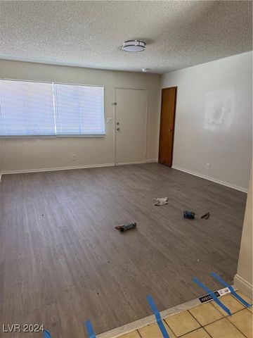 3013 Piedmont Avenue, Las Vegas, NV 89102