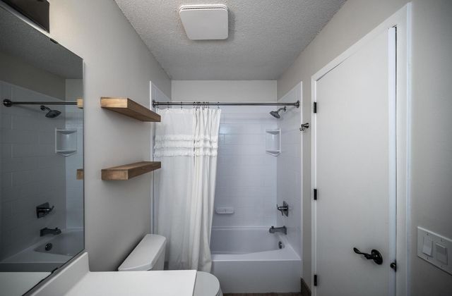 1711 W 140th Street, Burnsville, MN 55337