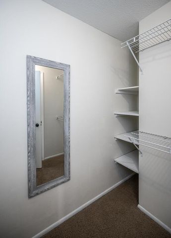 1711 W 140th Street, Burnsville, MN 55337