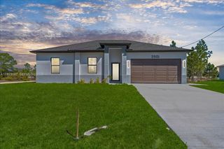 2507 E 15th Street, Lehigh Acres, FL 33972
