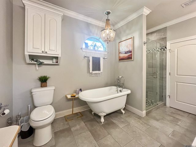 27780 Lakeshore Dr, Walker, LA 70785