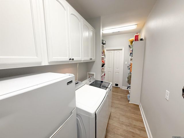 27780 Lakeshore Dr, Walker, LA 70785