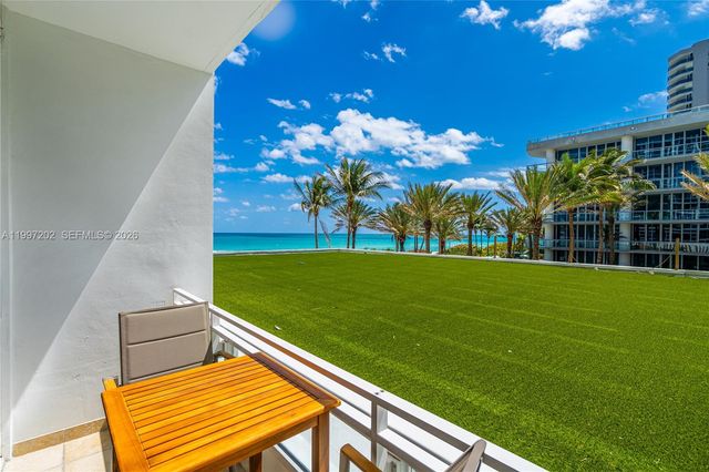 6801 Collins Ave 214, Miami Beach, FL 33141