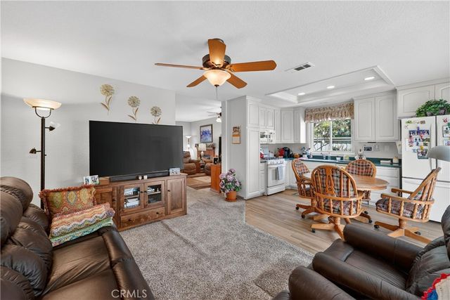 198 Monroe, Irvine, CA 92620