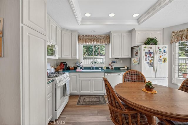 198 Monroe, Irvine, CA 92620