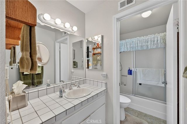 198 Monroe, Irvine, CA 92620