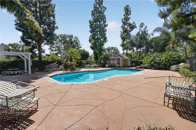 198 Monroe, Irvine, CA 92620